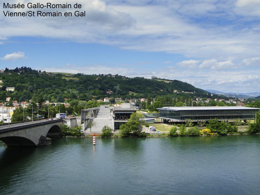 Hotel Ibis Lyon Sud Sur Rhône Chasse-sur-Rhône