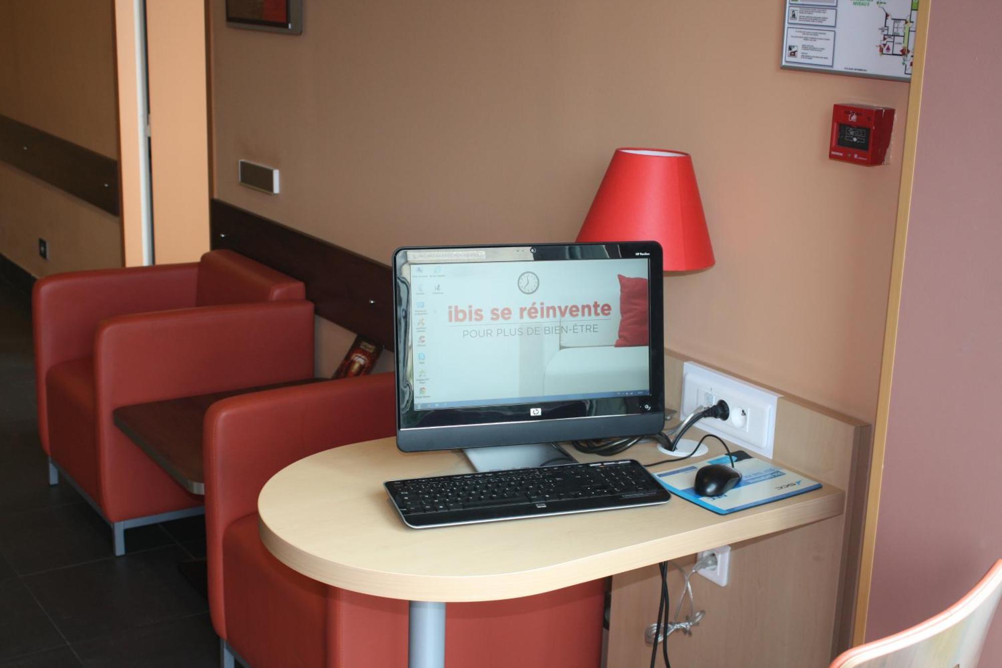 Hotel Ibis Lyon Sud Sur Rhone