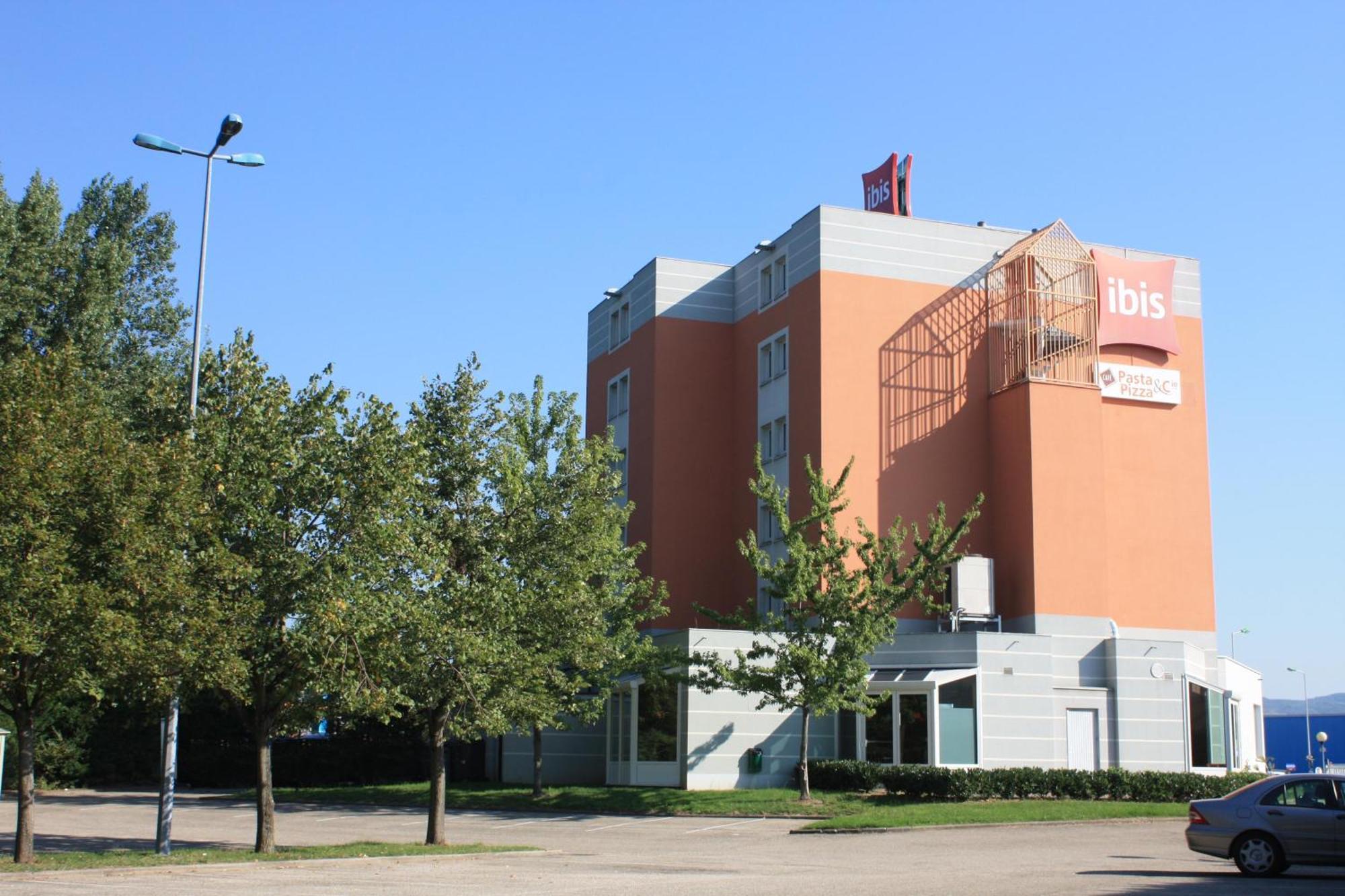 Hotel Ibis Lyon Sud Sur Rhone