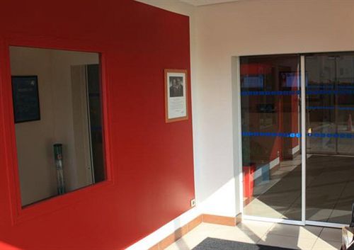 Hotel Ibis Lyon Sud Sur Rhone 3*