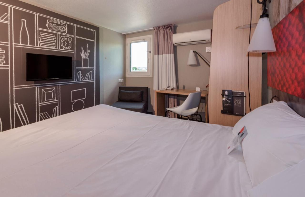 Ibis Lyon Sud Sur Rhone 3*
