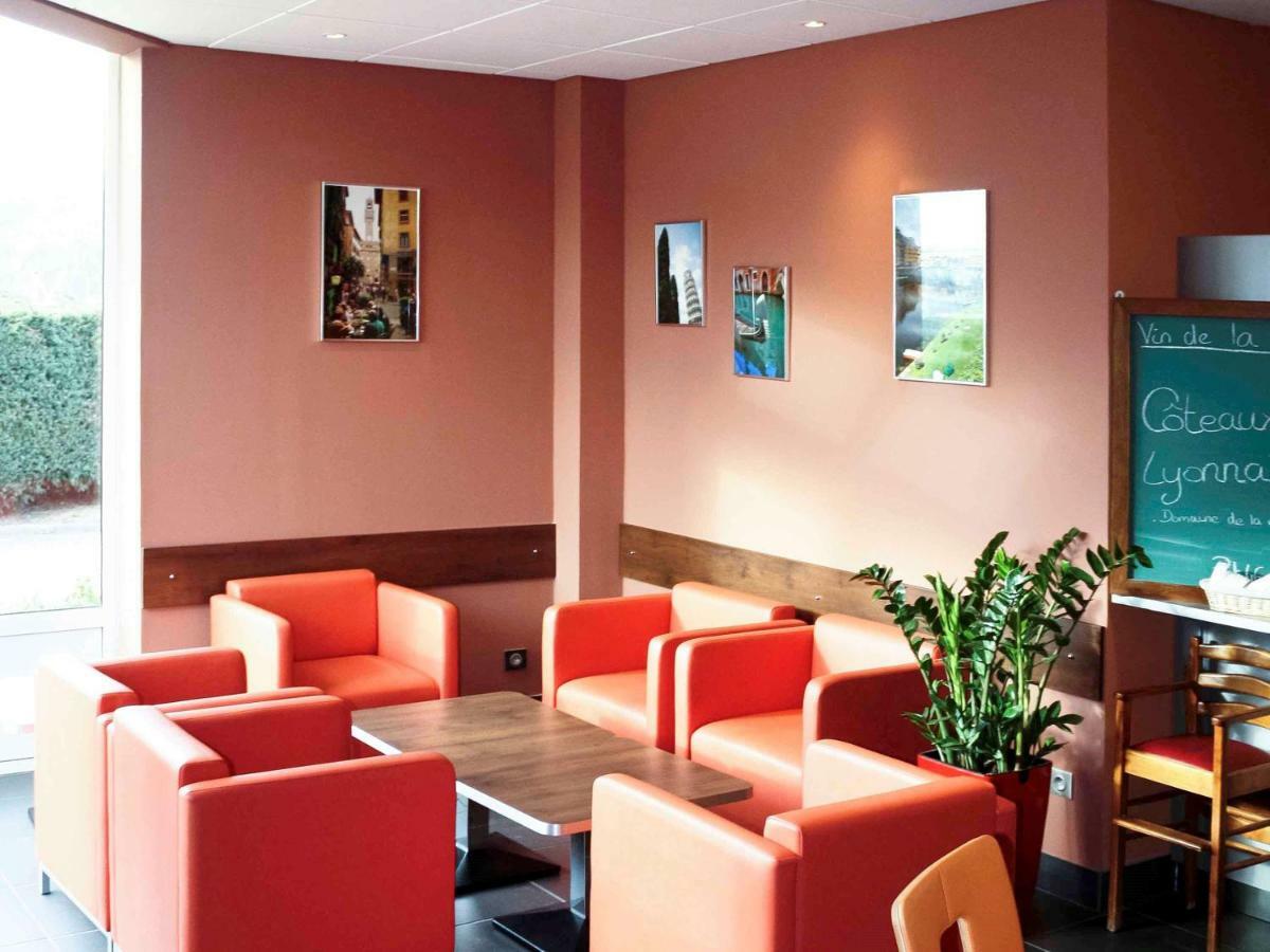 Hotel Ibis Lyon Sud Sur Rhone 3*